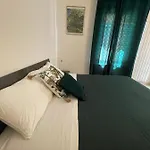 Piazza Angioina Bed & Breakfast