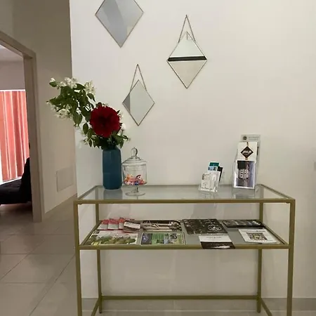 فندق مبيت وإفطار Piazza Angioina