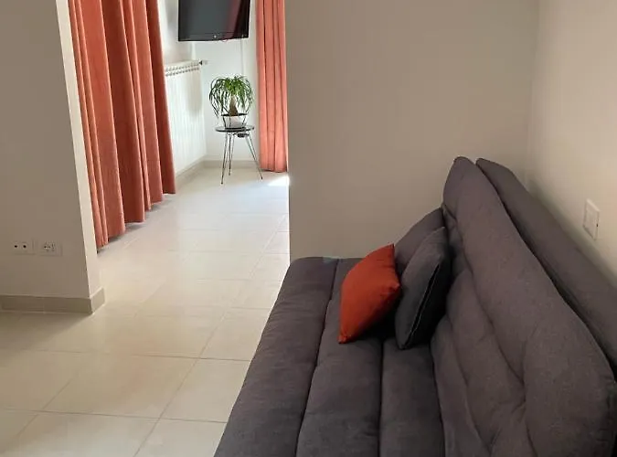 Piazza Angioina Bed & Breakfast